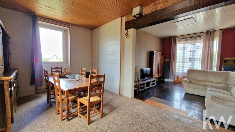 Maison - 102 m² - 5 pièces