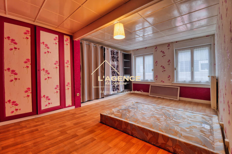 Maison - 178 m² - 8 pièces