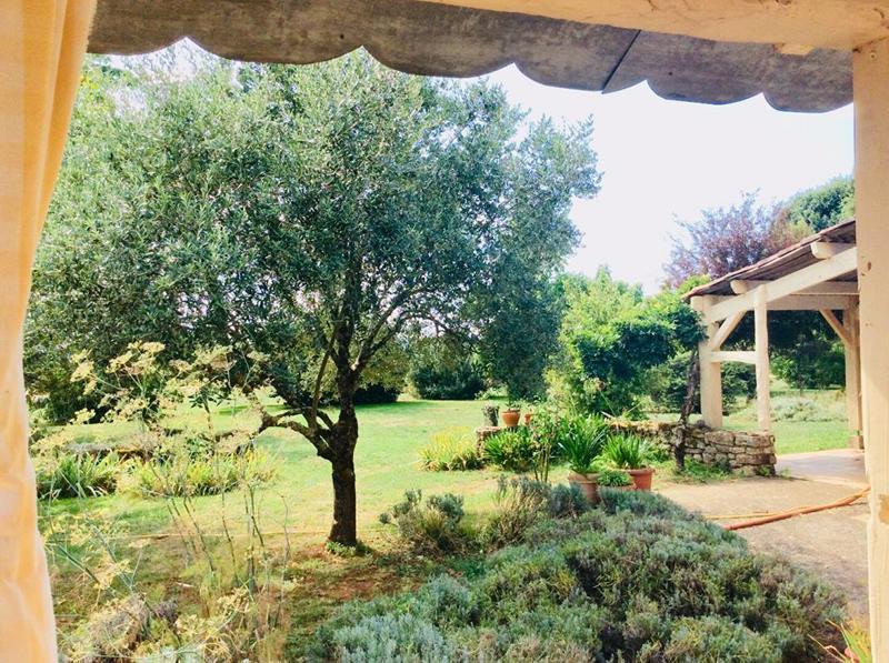 Maison - 220 m² - 6 pièces