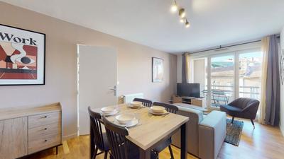 Appartement - 83 m² - 5 pièces