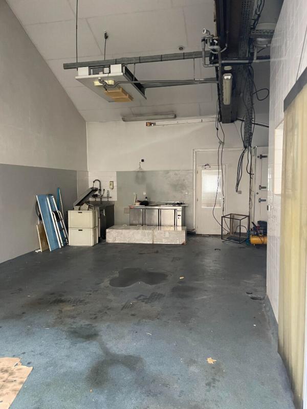 Parking / Garage - 80 m²