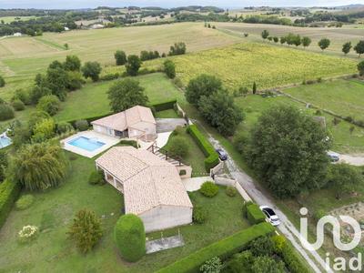 Maison - 146 m² - 6 pièces