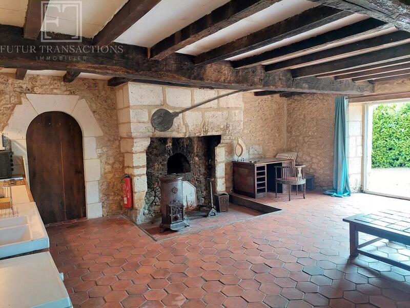 Maison - 390 m² - 16 pièces