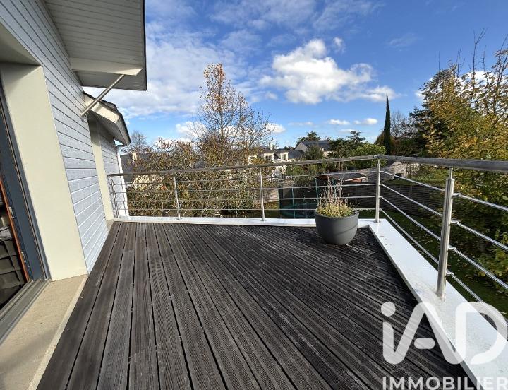 Maison de maîtres - 208 m² - 8 pièces