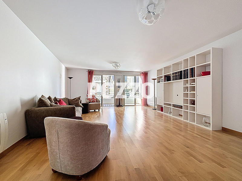 Appartement - 91 m² - 3 pièces