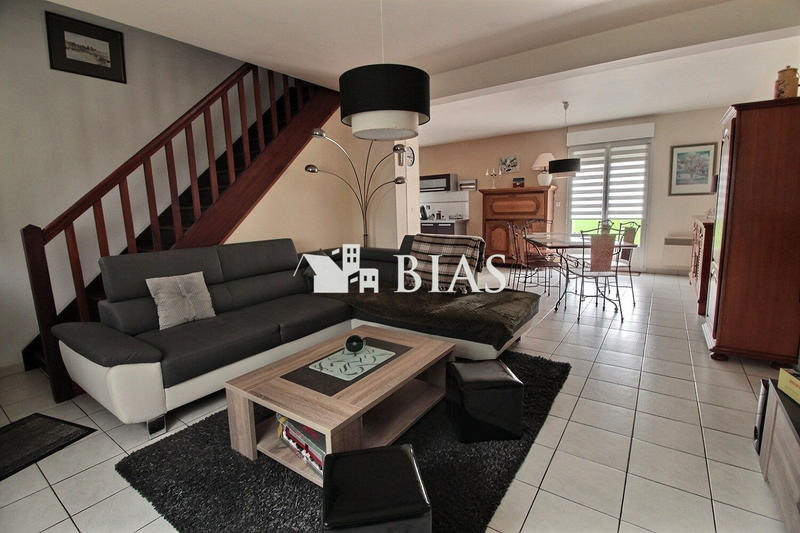 Maison - 88 m² - 4 pièces