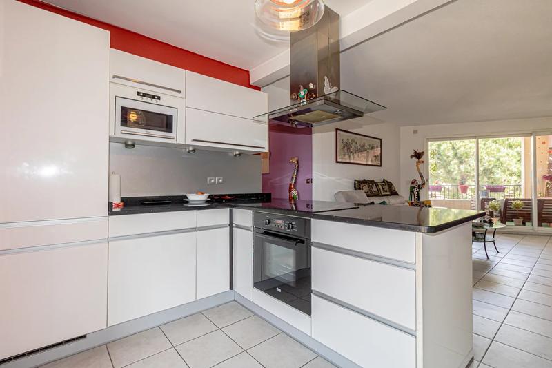 Appartement - 85 m² - 4 pièces