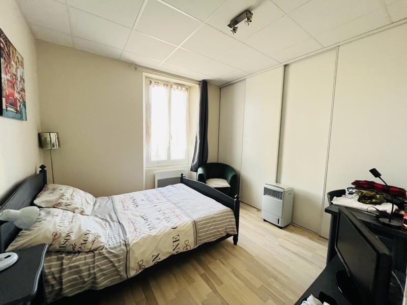 Maison - 152 m² - 7 pièces