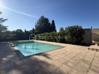 Villa - 180 m² - 7 pièces