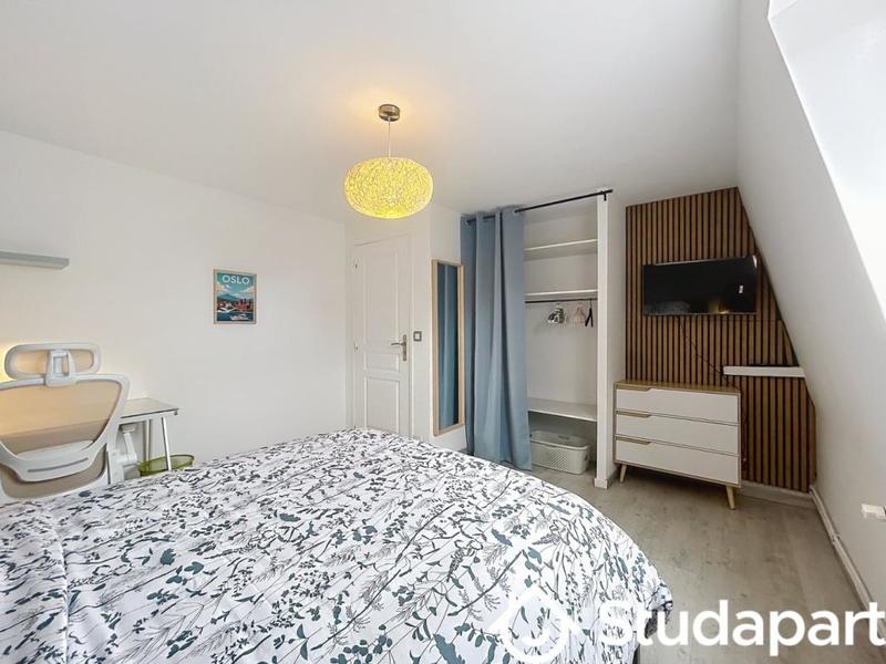 Chambre - 12 m² - 1 pièce