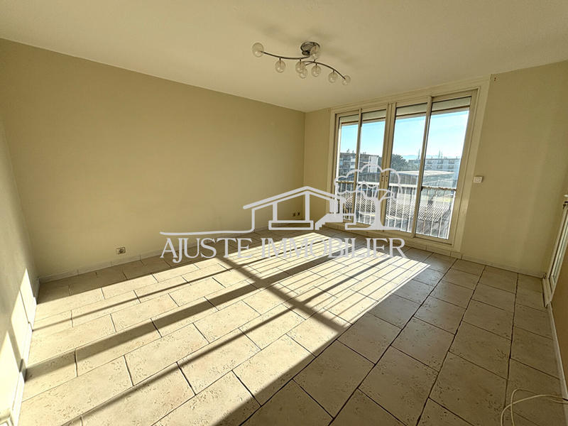 Appartement - 75 m² - 4 pièces