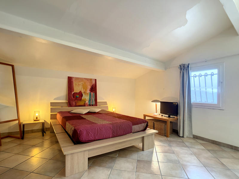 Maison - 264 m² - 7 pièces