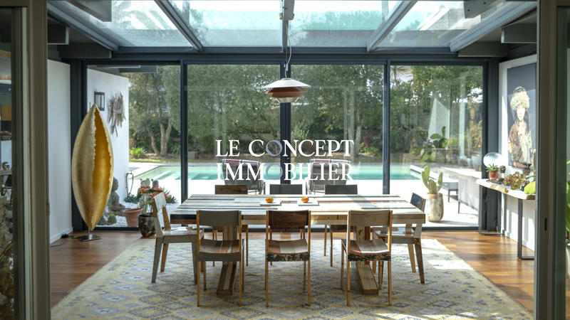 Maison contemporaine - 230 m² - 7 pièces