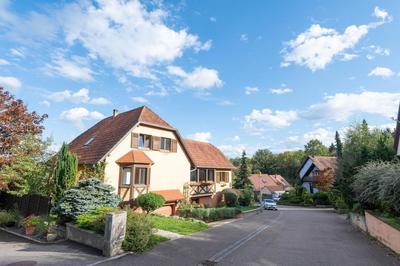 Maison - 236 m² - 10 pièces