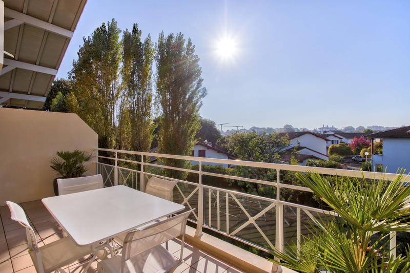 Appartement - 92 m² - 3 pièces