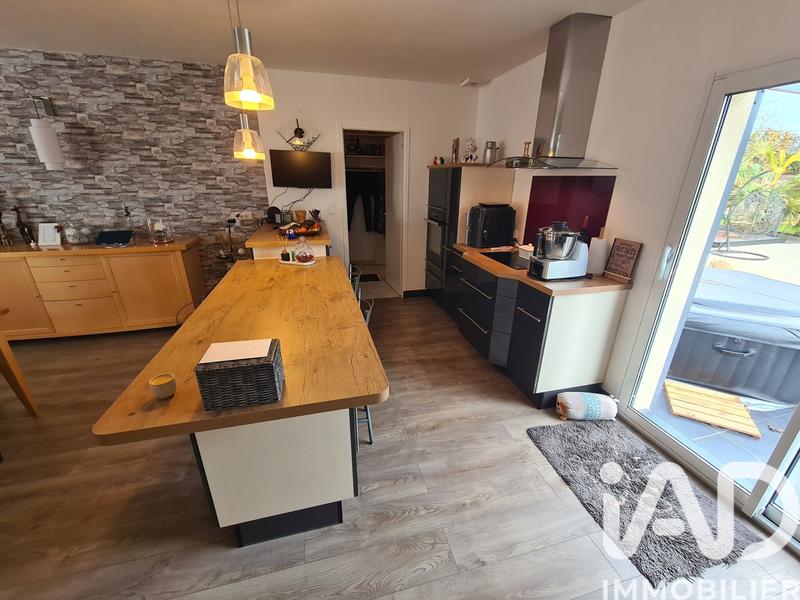 Maison - 143 m² - 6 pièces