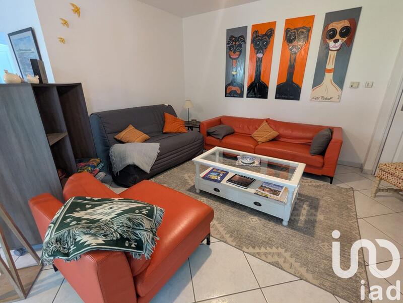 Maison - 263 m² - 9 pièces