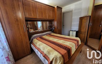 Maison - 233 m² - 9 pièces