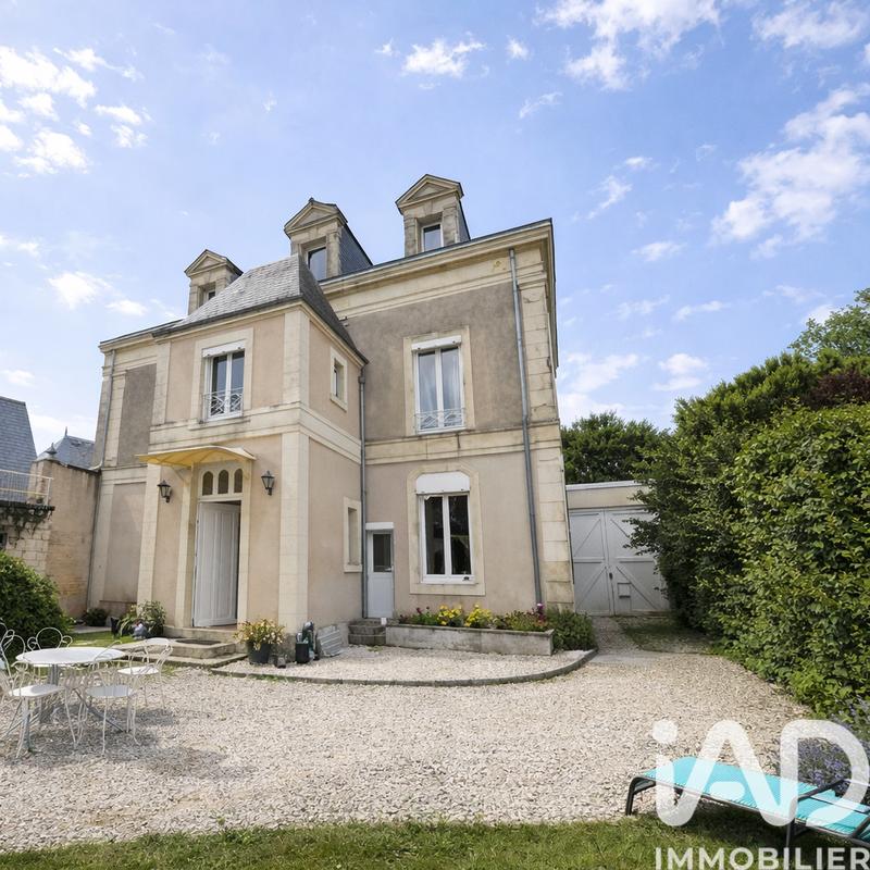 Maison - 240 m² - 5 pièces