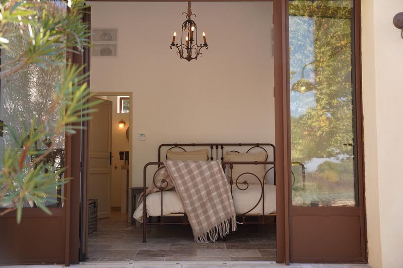 Mas - 250 m² - 7 pièces