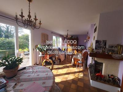 Maison - 94 m² - 6 pièces