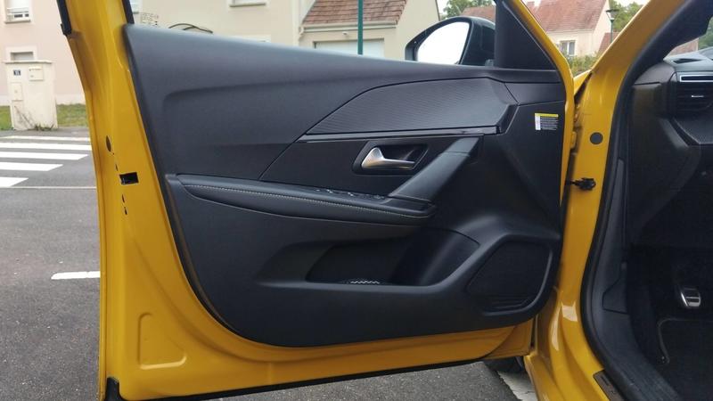 Peugeot 208 II 1.5 BlueHDi 100 Gt-Line