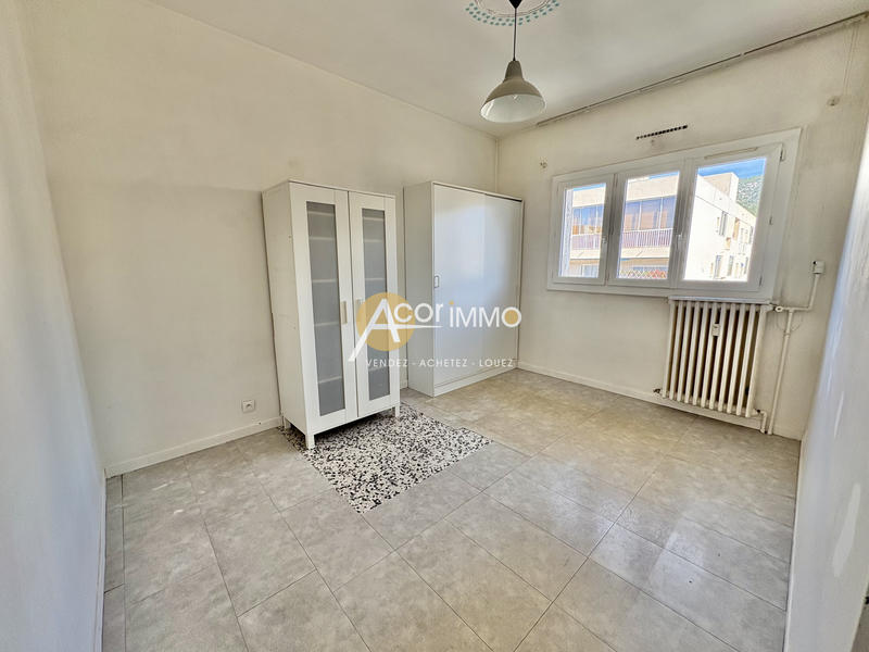 Appartement - 151 m² - 5 pièces