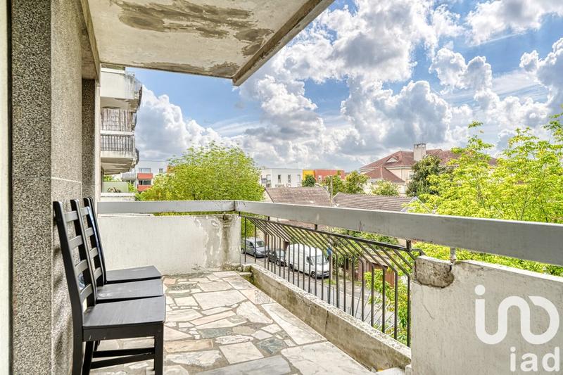 Appartement - 99 m² - 4 pièces