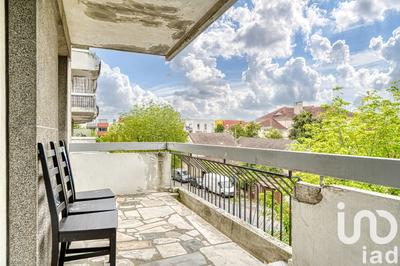 Appartement - 99 m² - 4 pièces