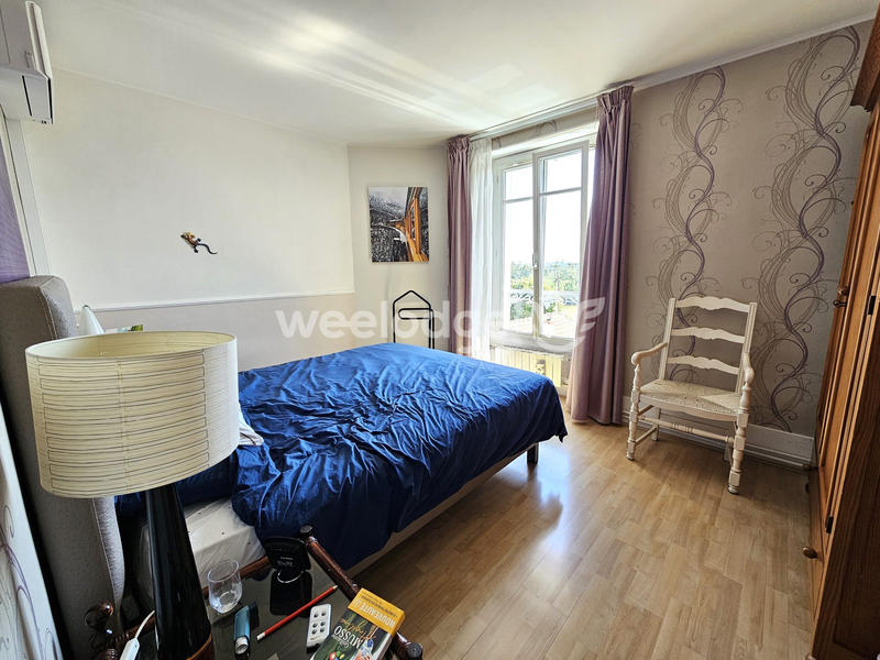 Maison - 130 m² - 7 pièces