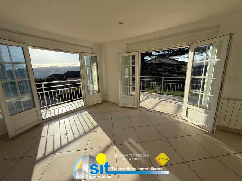 Maison - 80 m² - 4 pièces