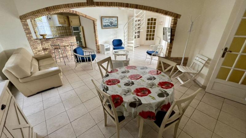 Maison - 112 m² - 6 pièces