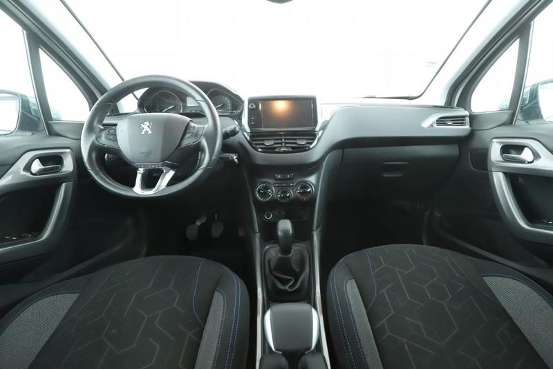 Peugeot 2008 1.6 Blue-HDi Style 100 ch
