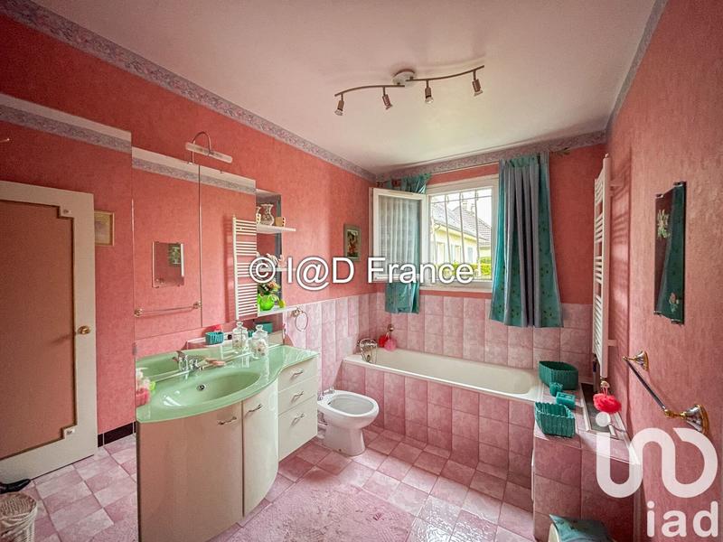 Maison - 160 m² - 8 pièces