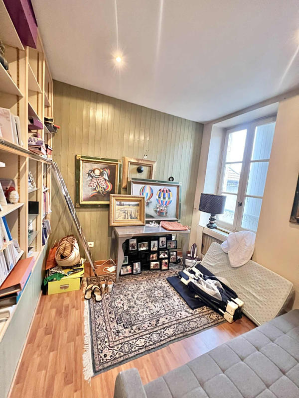 Maison - 198 m² - 8 pièces