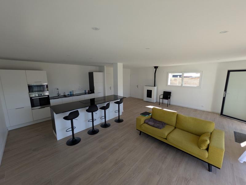 Maison - 115 m² - 4 pièces