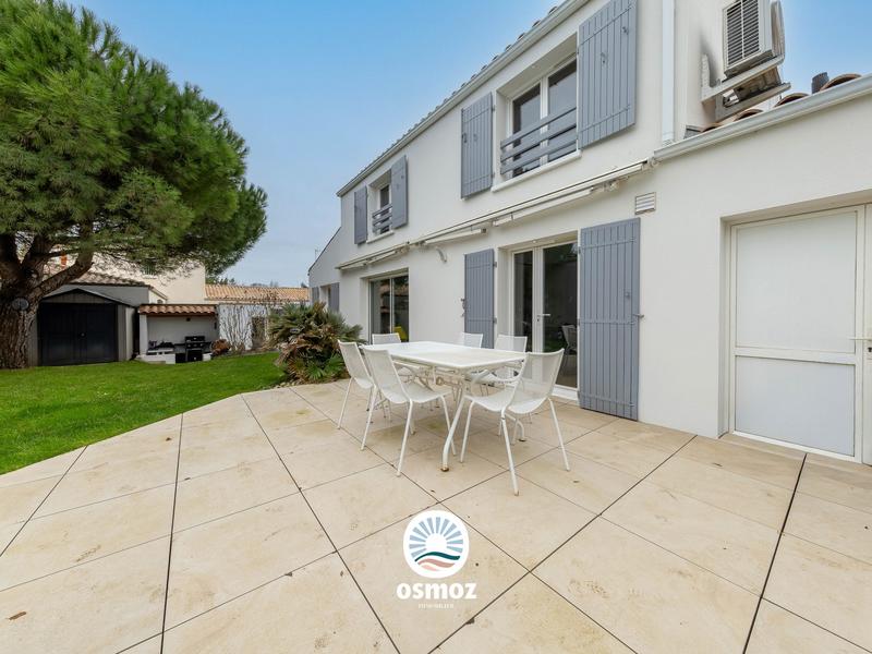 Maison traditionnelle - 133 m² - 6 pièces