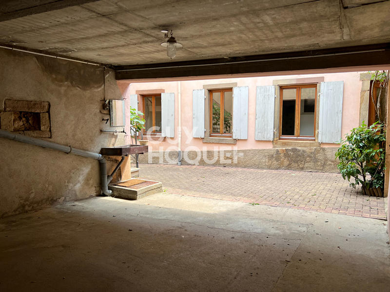 Maison - 201 m² - 8 pièces