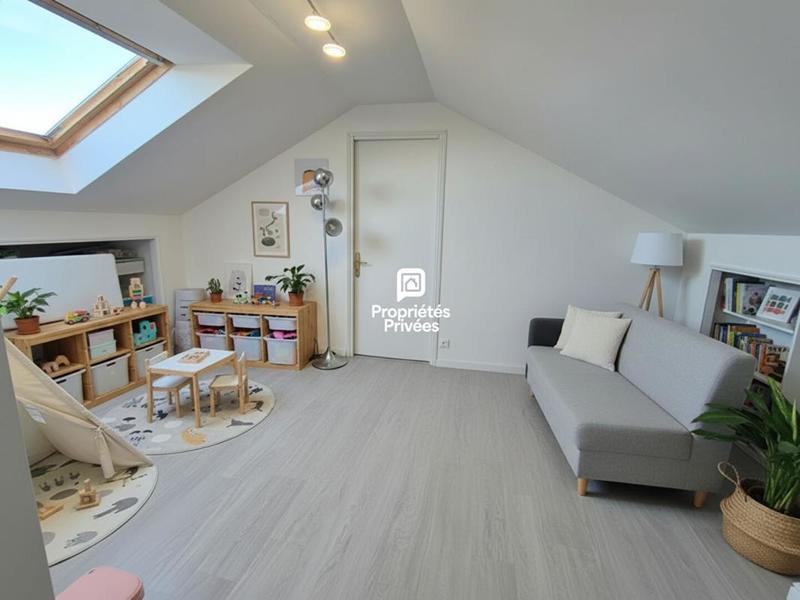 Maison - 145 m² - 6 pièces