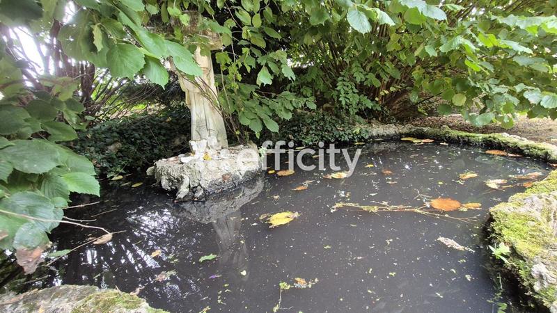 Maison - 420 m² - 15 pièces