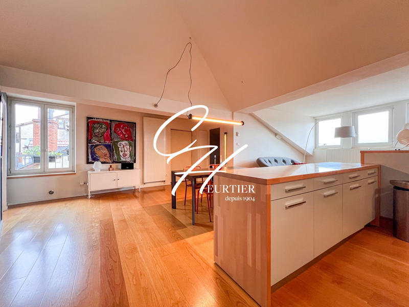 Appartement - 183 m² - 5 pièces