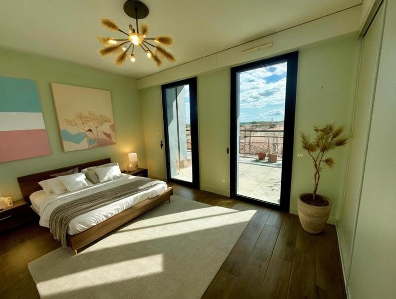 Appartement - 160 m² - 6 pièces