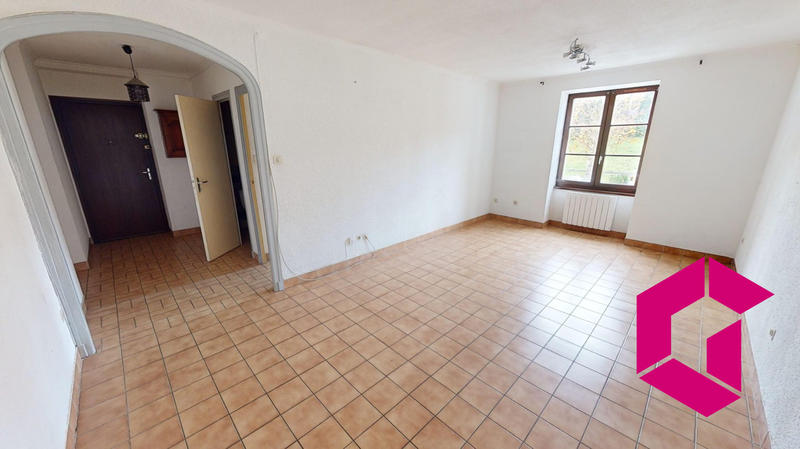 Appartement - 98 m² - 5 pièces
