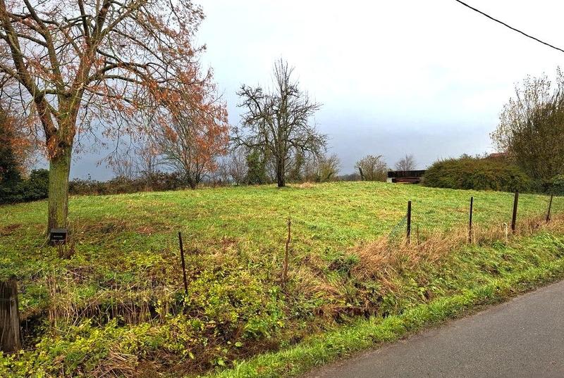 Terrain constructible - 919 m²