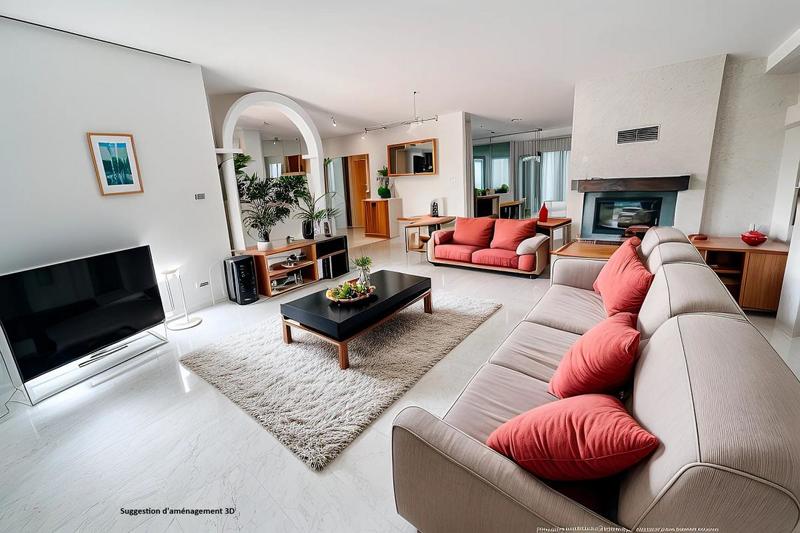 Maison - 210 m² - 6 pièces