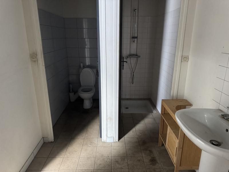 Local d'activités - 850 m²