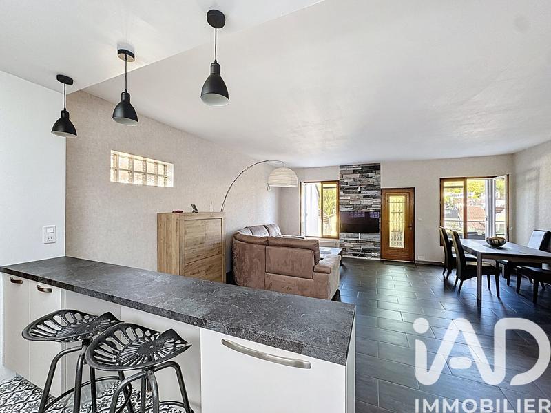 Maison - 91 m² - 4 pièces