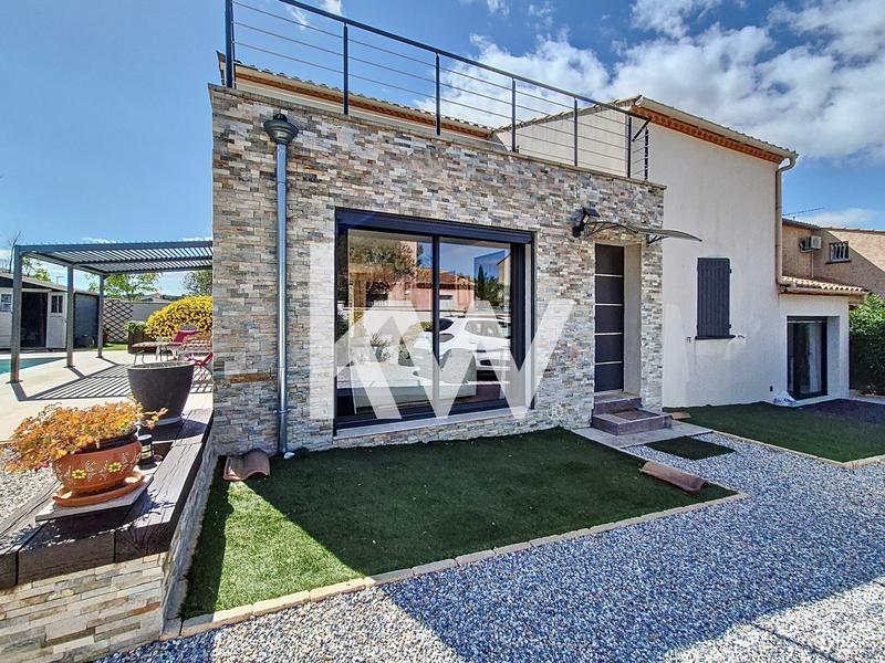 Maison - 168 m² - 7 pièces