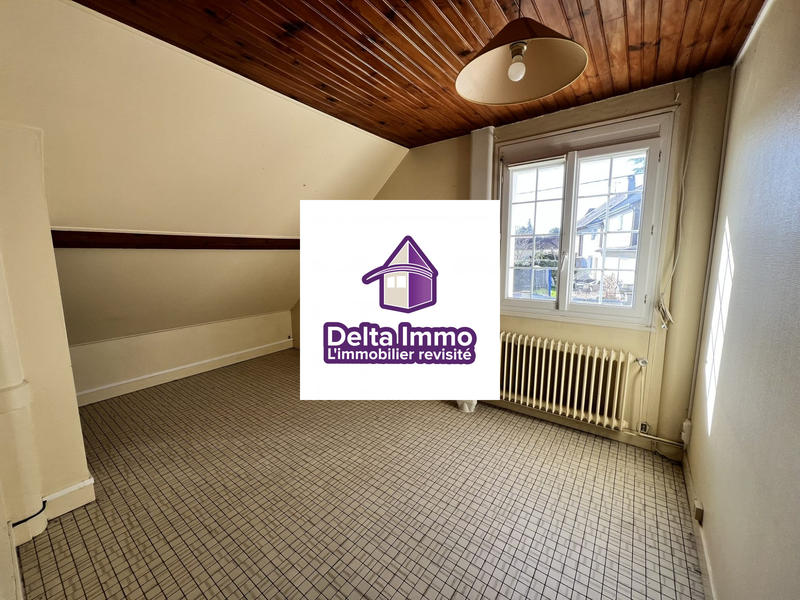 Maison - 185 m² - 11 pièces