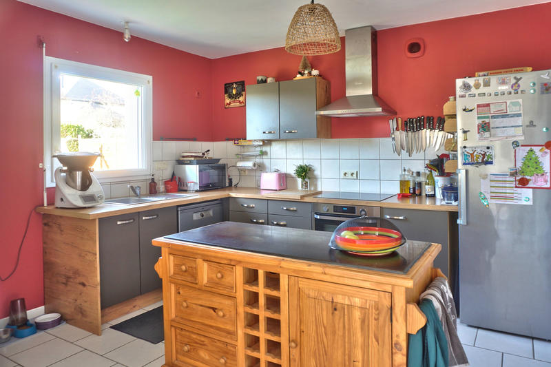 Maison - 101 m² - 5 pièces